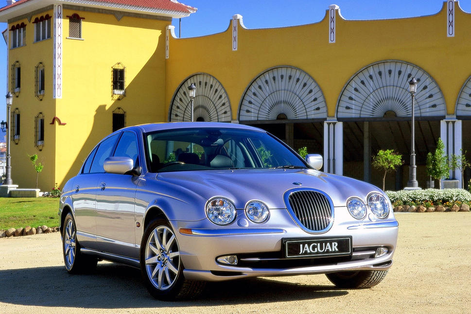 Когда нужно менять масло на Jaguar S type?