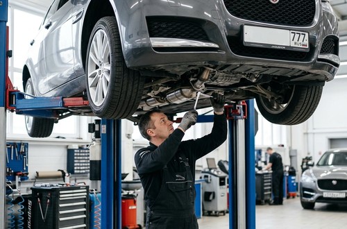 Замена катализатора Jaguar XF