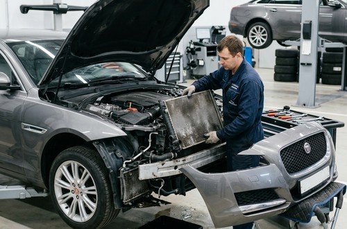 Снятие радиатора Jaguar XF