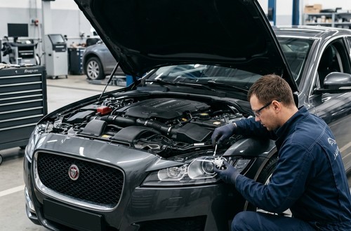 Замена ламп Jaguar XF