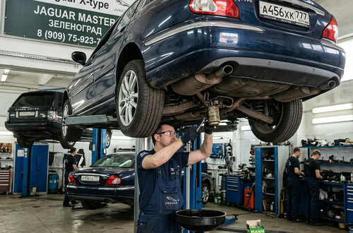 Замена топливного фильтра Jaguar X type